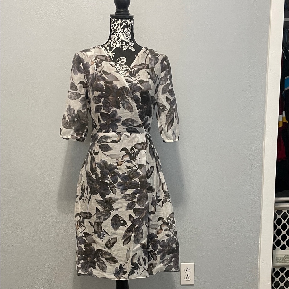 Adrianna Papell Gray and White Floral Midi Dress